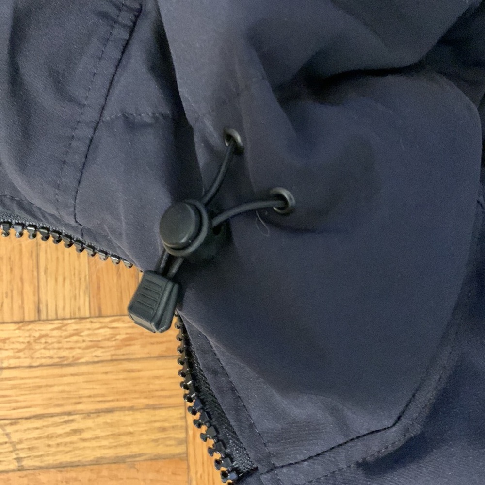 Canada Goose (Slim-Fit) - Picture 13 of 15